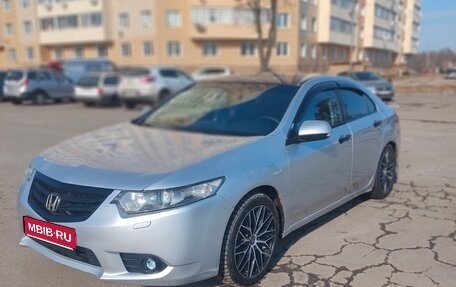 Honda Accord VIII рестайлинг, 2011 год, 1 100 000 рублей, 1 фотография
