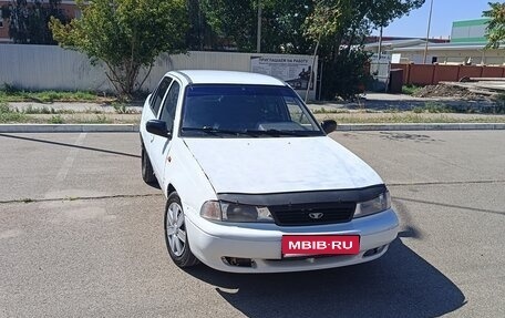 Daewoo Nexia I рестайлинг, 1998 год, 69 000 рублей, 1 фотография