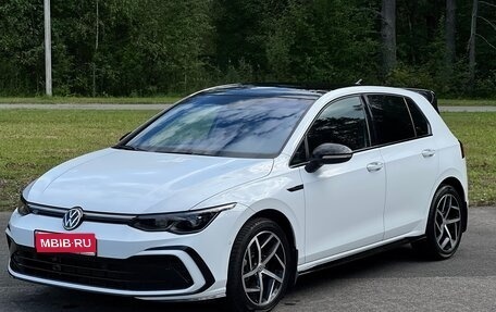 Volkswagen Golf VIII, 2021 год, 2 599 999 рублей, 1 фотография