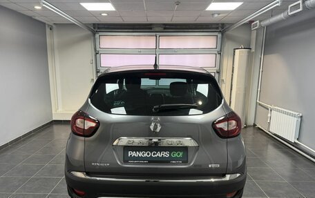 Renault Kaptur I рестайлинг, 2017 год, 1 675 000 рублей, 5 фотография