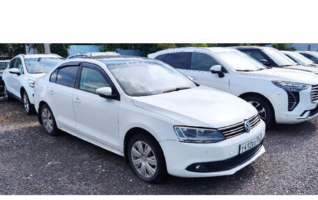 Volkswagen Jetta VI, 2013 год, 800 000 рублей, 3 фотография
