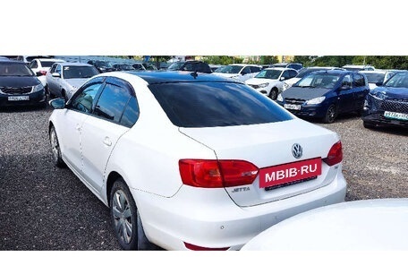 Volkswagen Jetta VI, 2013 год, 800 000 рублей, 4 фотография