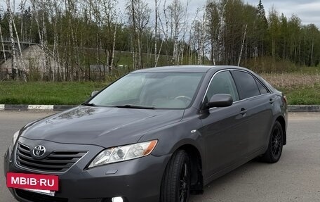 Toyota Camry, 2006 год, 860 000 рублей, 2 фотография
