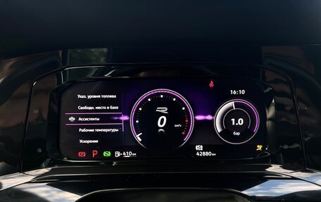Volkswagen Golf VIII, 2021 год, 2 599 999 рублей, 21 фотография