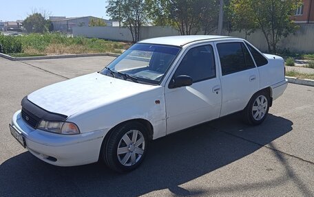 Daewoo Nexia I рестайлинг, 1998 год, 69 000 рублей, 2 фотография