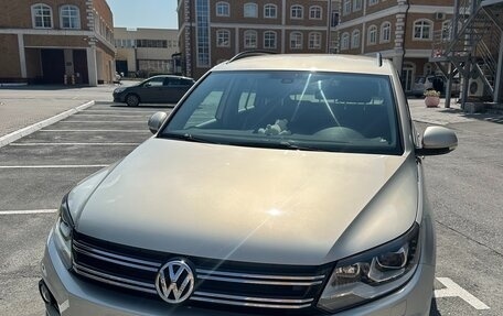 Volkswagen Tiguan I, 2014 год, 1 820 000 рублей, 3 фотография