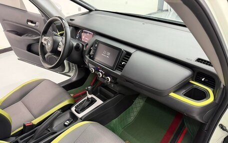 Honda Fit, 2022 год, 980 000 рублей, 18 фотография