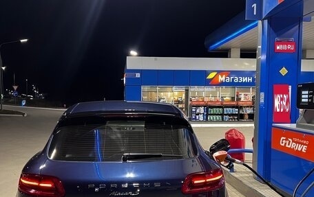 Porsche Macan I рестайлинг, 2015 год, 2 500 000 рублей, 1 фотография