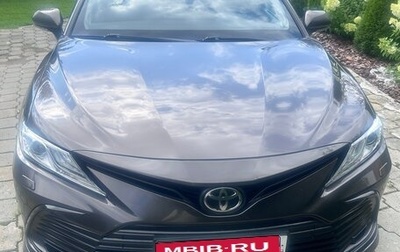Toyota Camry, 2021 год, 3 050 000 рублей, 1 фотография