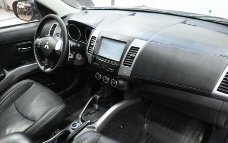 Mitsubishi Outlander III рестайлинг 3, 2012 год, 1 339 900 рублей, 7 фотография