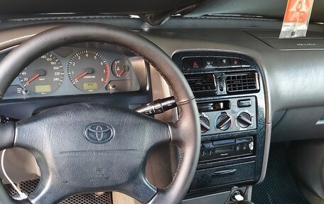 Toyota Avensis III рестайлинг, 1998 год, 290 000 рублей, 6 фотография
