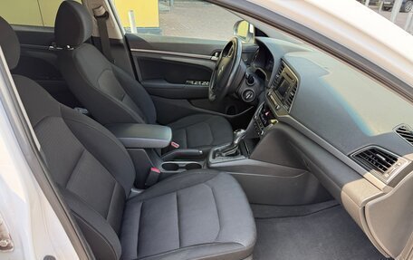 Hyundai Elantra VI рестайлинг, 2018 год, 1 150 000 рублей, 11 фотография