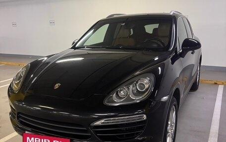 Porsche Cayenne III, 2011 год, 2 300 000 рублей, 2 фотография