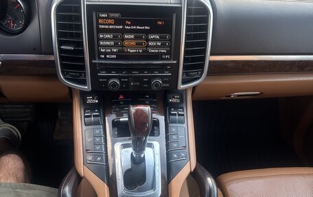 Porsche Cayenne III, 2011 год, 2 300 000 рублей, 11 фотография