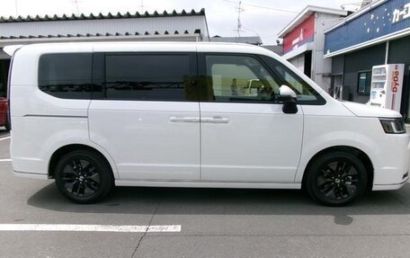 Honda Stepwgn, 2026 год, 2 750 000 рублей, 3 фотография