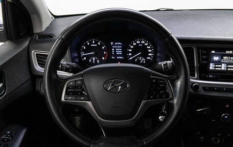 Hyundai Solaris II рестайлинг, 2019 год, 999 000 рублей, 19 фотография