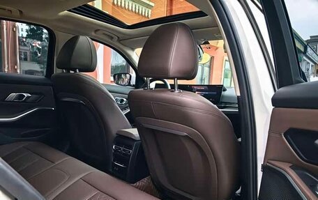 BMW 3 серия, 2023 год, 3 220 000 рублей, 16 фотография