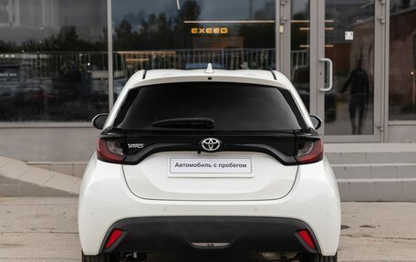 Toyota Yaris, 2020 год, 1 210 000 рублей, 6 фотография