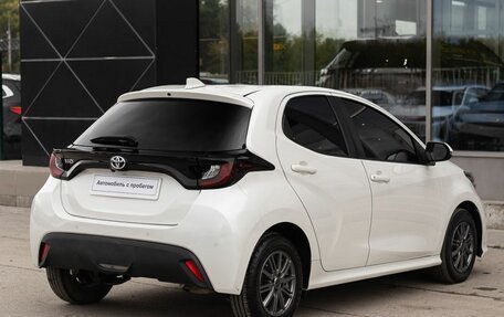 Toyota Yaris, 2020 год, 1 210 000 рублей, 5 фотография