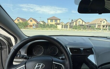 Hyundai Solaris II рестайлинг, 2012 год, 589 000 рублей, 7 фотография