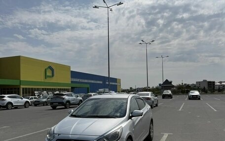 Hyundai Solaris II рестайлинг, 2012 год, 589 000 рублей, 9 фотография