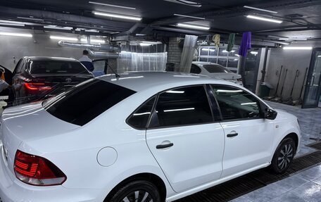 Volkswagen Polo VI (EU Market), 2015 год, 730 000 рублей, 4 фотография