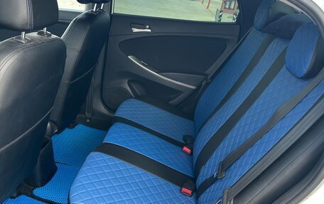 Hyundai Solaris II рестайлинг, 2015 год, 940 000 рублей, 10 фотография