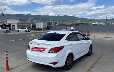 Hyundai Solaris II рестайлинг, 2015 год, 940 000 рублей, 5 фотография