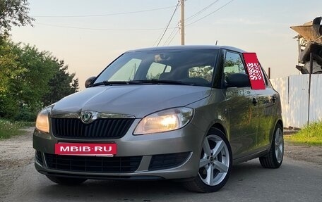 Skoda Fabia II, 2011 год, 450 000 рублей, 10 фотография