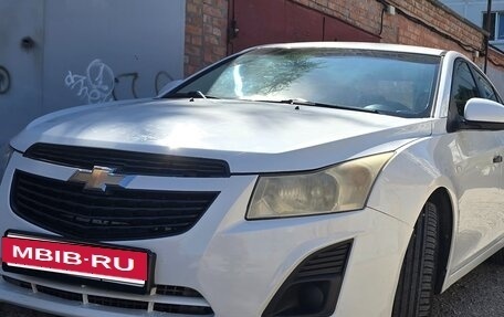 Chevrolet Cruze II, 2012 год, 700 000 рублей, 6 фотография