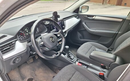 Skoda Rapid II, 2020 год, 1 700 000 рублей, 10 фотография