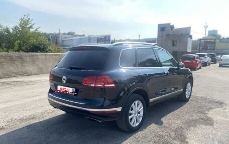 Volkswagen Touareg III, 2015 год, 2 580 000 рублей, 4 фотография