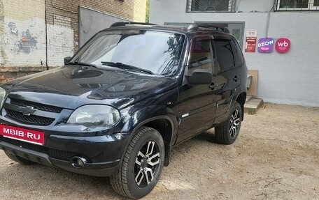 Chevrolet Niva I рестайлинг, 2010 год, 565 000 рублей, 1 фотография