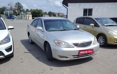 Toyota Camry V40, 2003 год, 590 000 рублей, 1 фотография