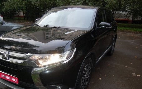 Mitsubishi Outlander III рестайлинг 3, 2017 год, 1 460 000 рублей, 1 фотография