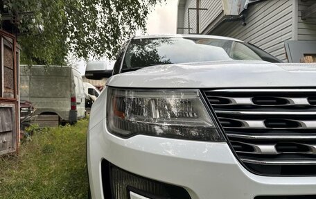 Ford Explorer VI, 2016 год, 2 500 000 рублей, 6 фотография