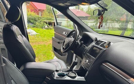 Ford Explorer VI, 2016 год, 2 500 000 рублей, 17 фотография