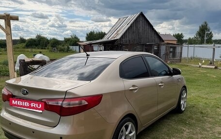 KIA Rio III рестайлинг, 2013 год, 600 000 рублей, 4 фотография