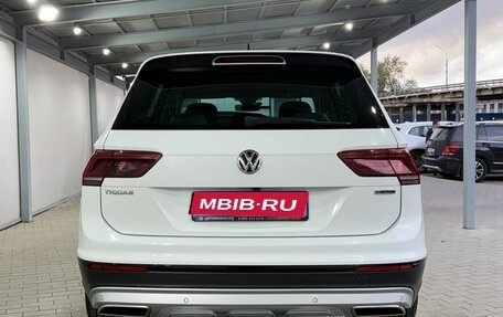 Volkswagen Tiguan II, 2019 год, 2 559 000 рублей, 4 фотография