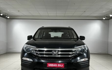 Honda Pilot III рестайлинг, 2018 год, 2 990 000 рублей, 2 фотография