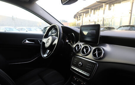 Mercedes-Benz GLA, 2017 год, 2 340 000 рублей, 19 фотография