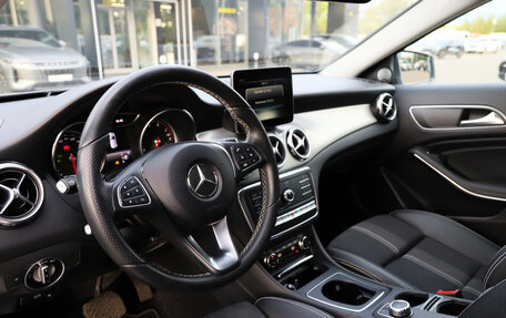 Mercedes-Benz GLA, 2017 год, 2 340 000 рублей, 27 фотография