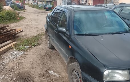 Volkswagen Vento, 1994 год, 85 000 рублей, 4 фотография