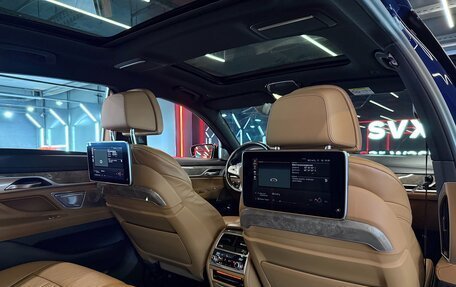 BMW 7 серия, 2020 год, 4 900 000 рублей, 30 фотография