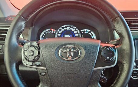 Toyota Camry, 2014 год, 1 550 000 рублей, 11 фотография