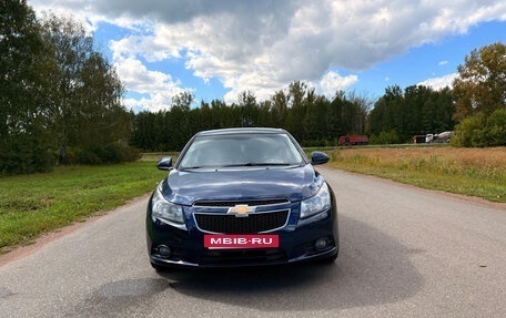 Chevrolet Cruze II, 2011 год, 650 000 рублей, 4 фотография