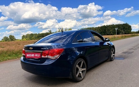 Chevrolet Cruze II, 2011 год, 650 000 рублей, 2 фотография