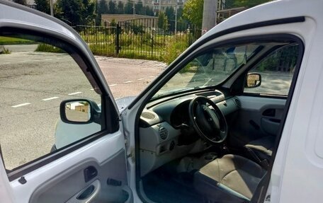 Renault Kangoo II рестайлинг, 2008 год, 310 000 рублей, 9 фотография