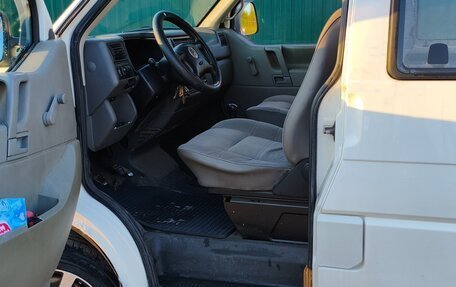 Volkswagen Transporter T4, 2000 год, 670 000 рублей, 6 фотография