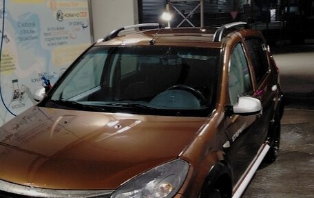 Renault Sandero I, 2013 год, 610 000 рублей, 2 фотография